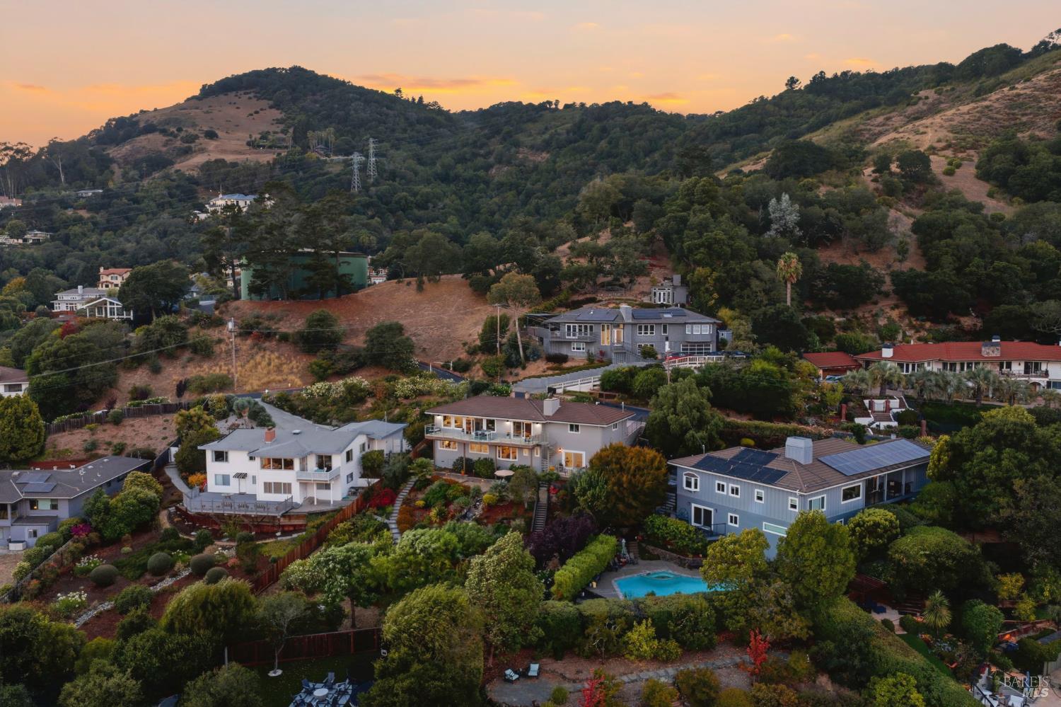 29 Dorian Way San Rafael CA 94901