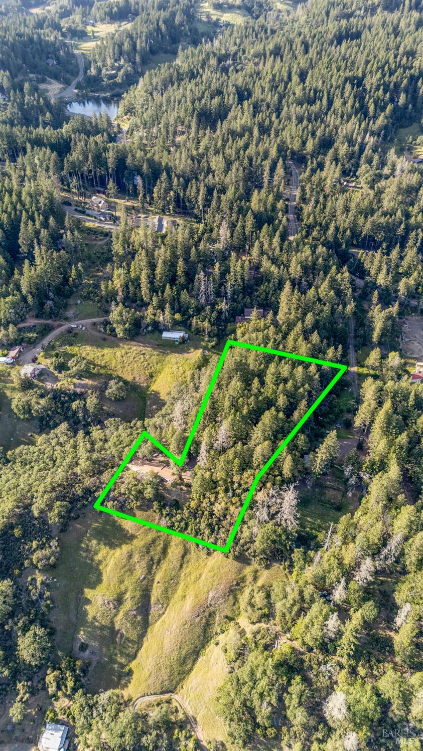 4425 Lakewood Drive Willits CA 95490