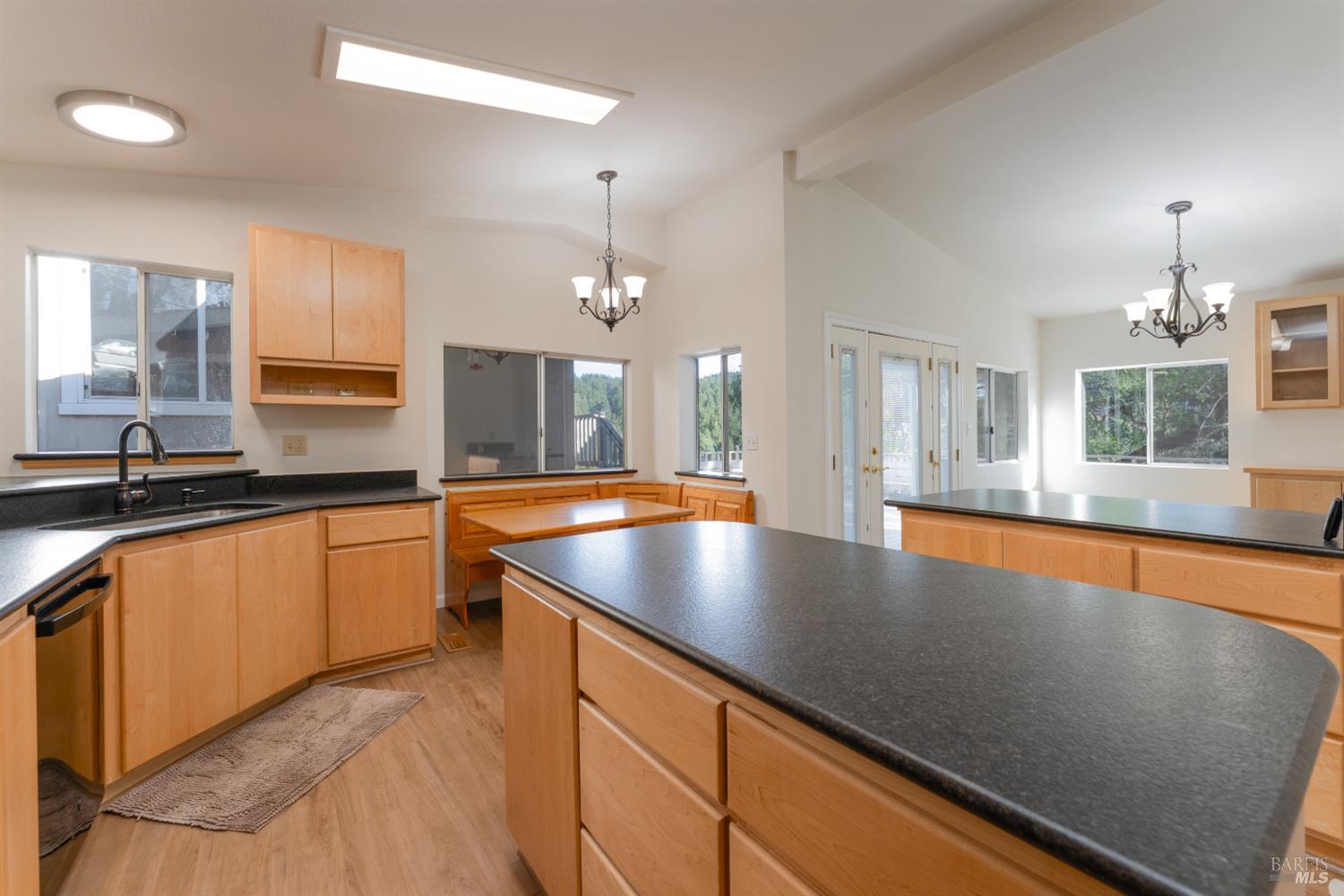 4425 Lakewood Drive Willits CA 95490