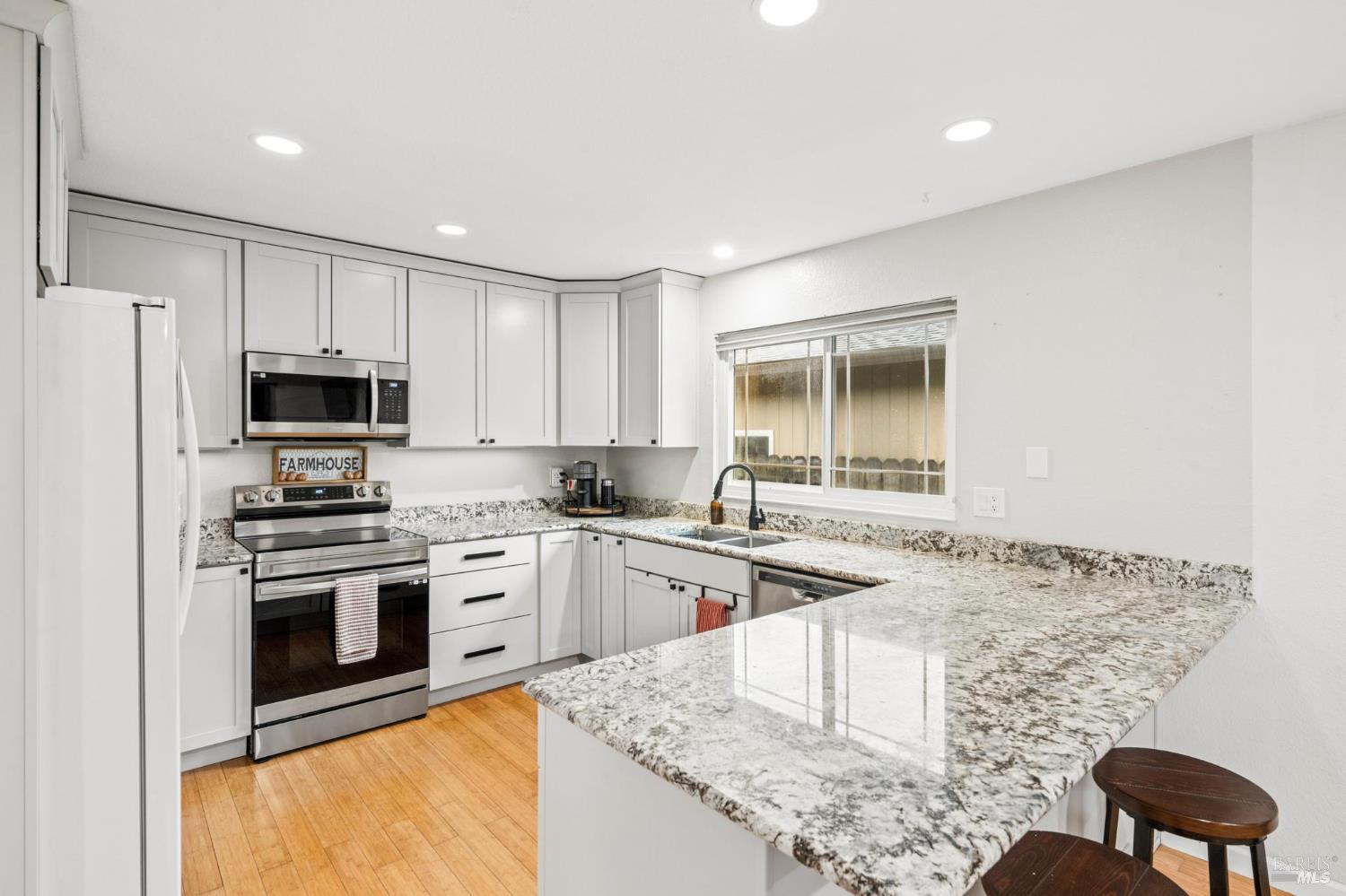 336 Kiva Place Santa Rosa CA 95403