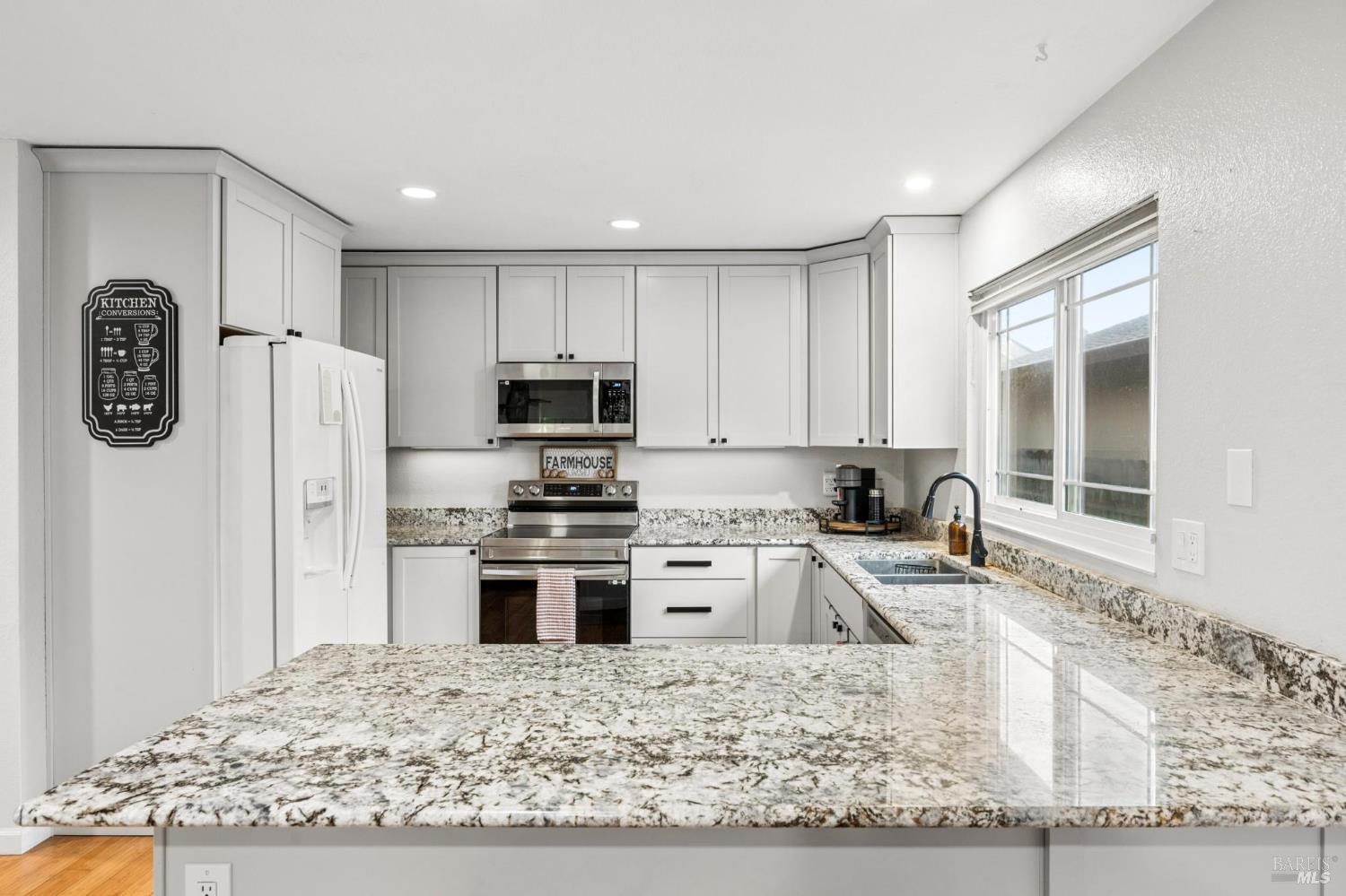 336 Kiva Place Santa Rosa CA 95403