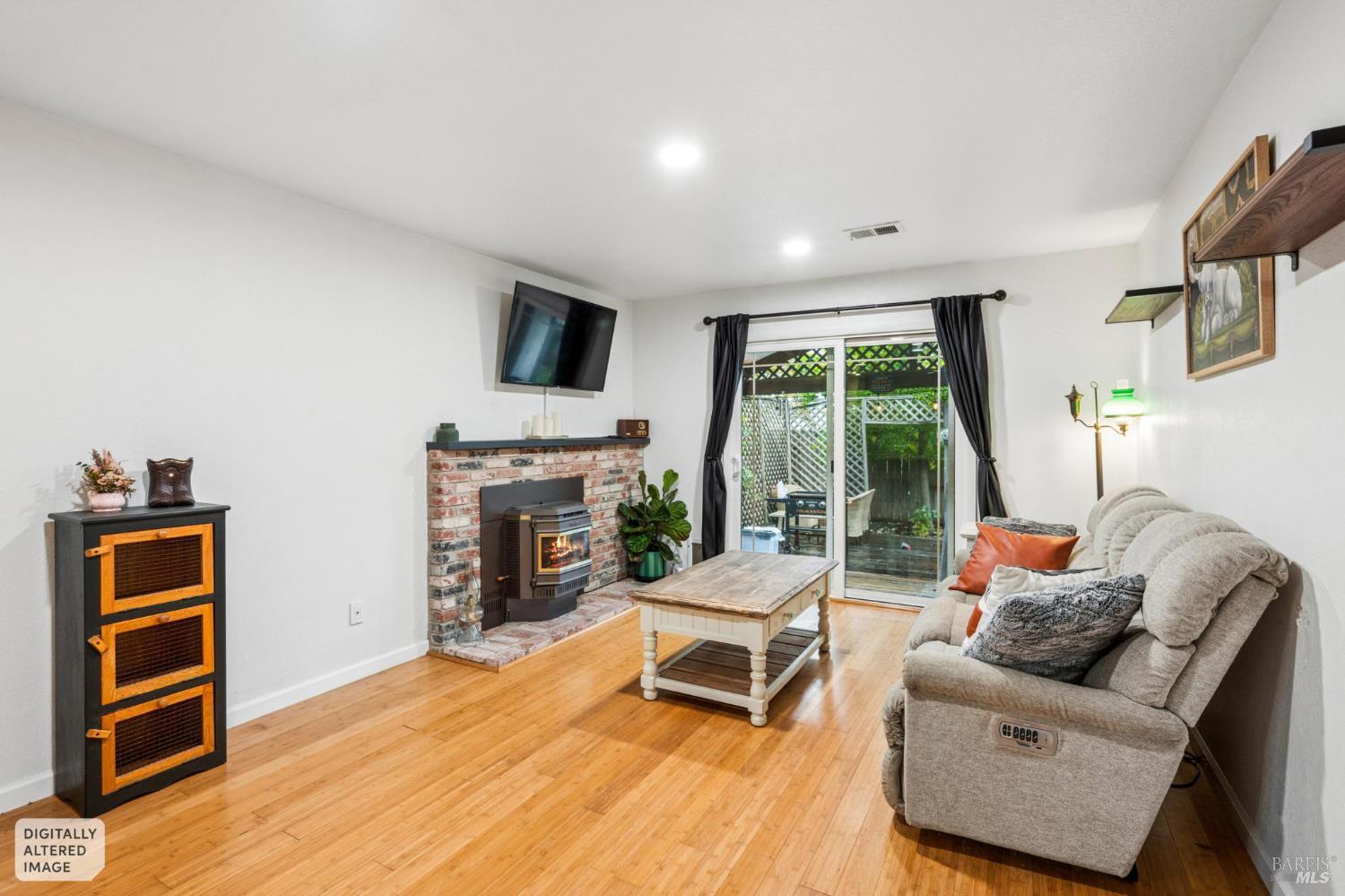 336 Kiva Place Santa Rosa CA 95403