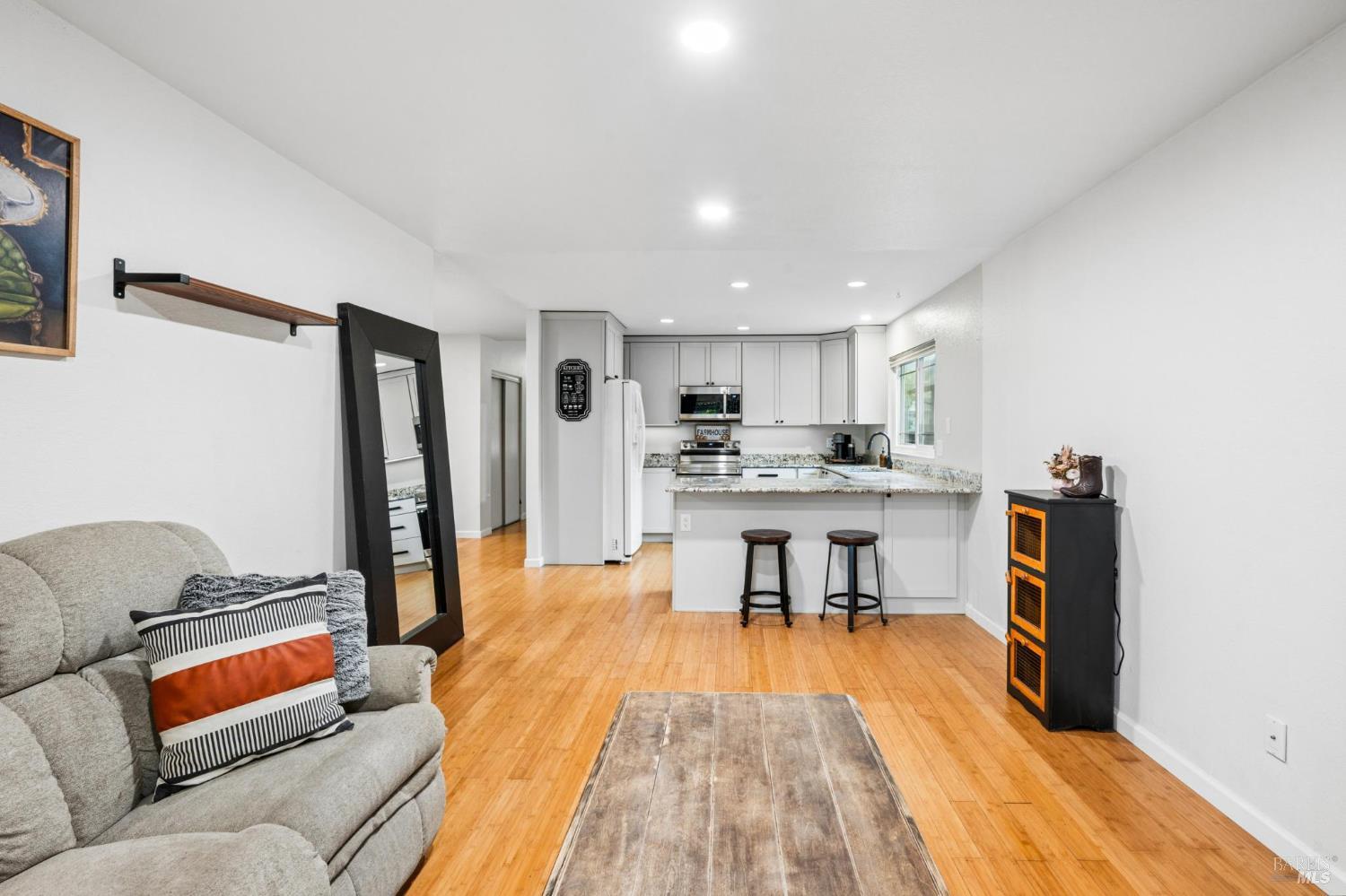 336 Kiva Place Santa Rosa CA 95403