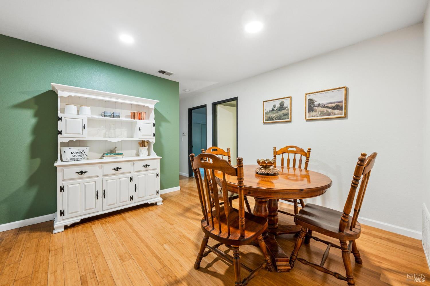 336 Kiva Place Santa Rosa CA 95403