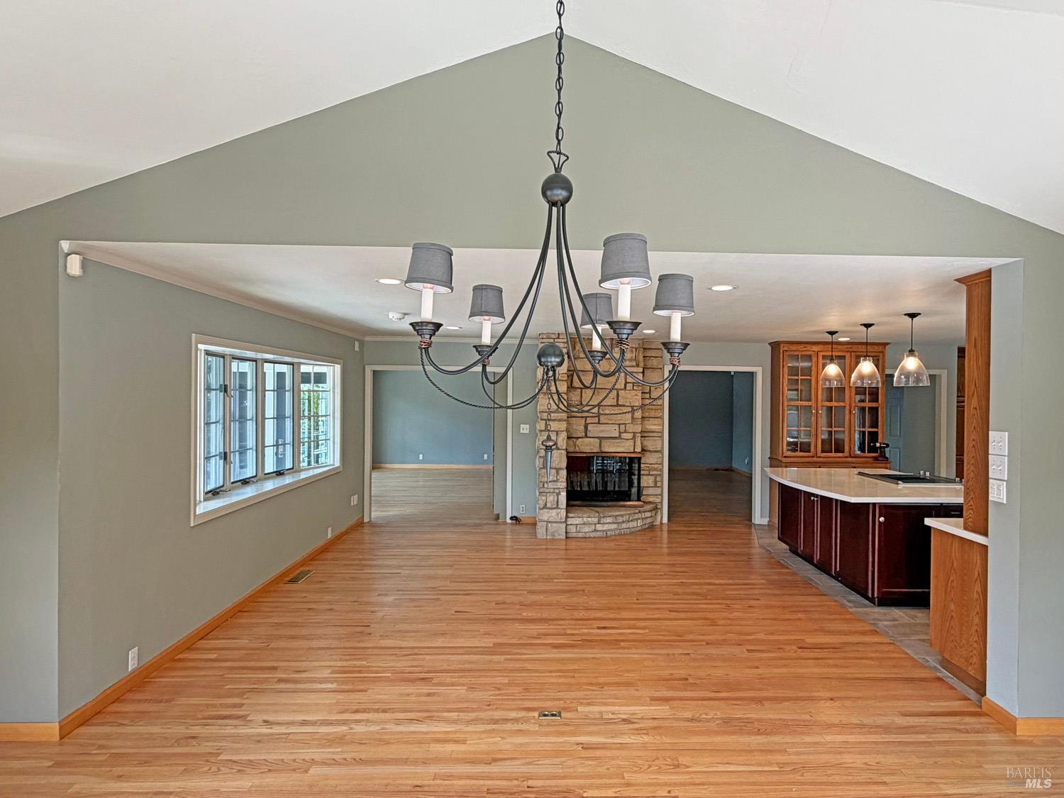 2090 Sierra Place Ukiah CA 95482
