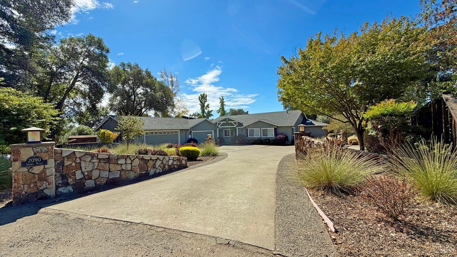 2090 Sierra Place Ukiah CA 95482