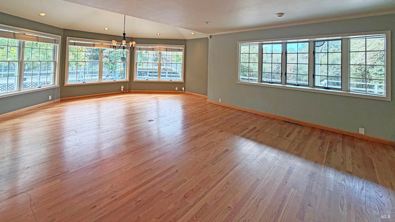 2090 Sierra Place Ukiah CA 95482