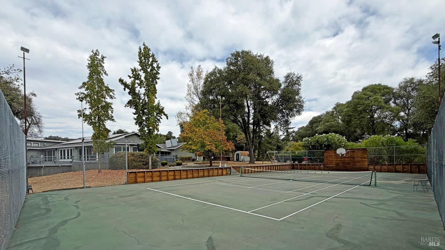 2090 Sierra Place Ukiah CA 95482