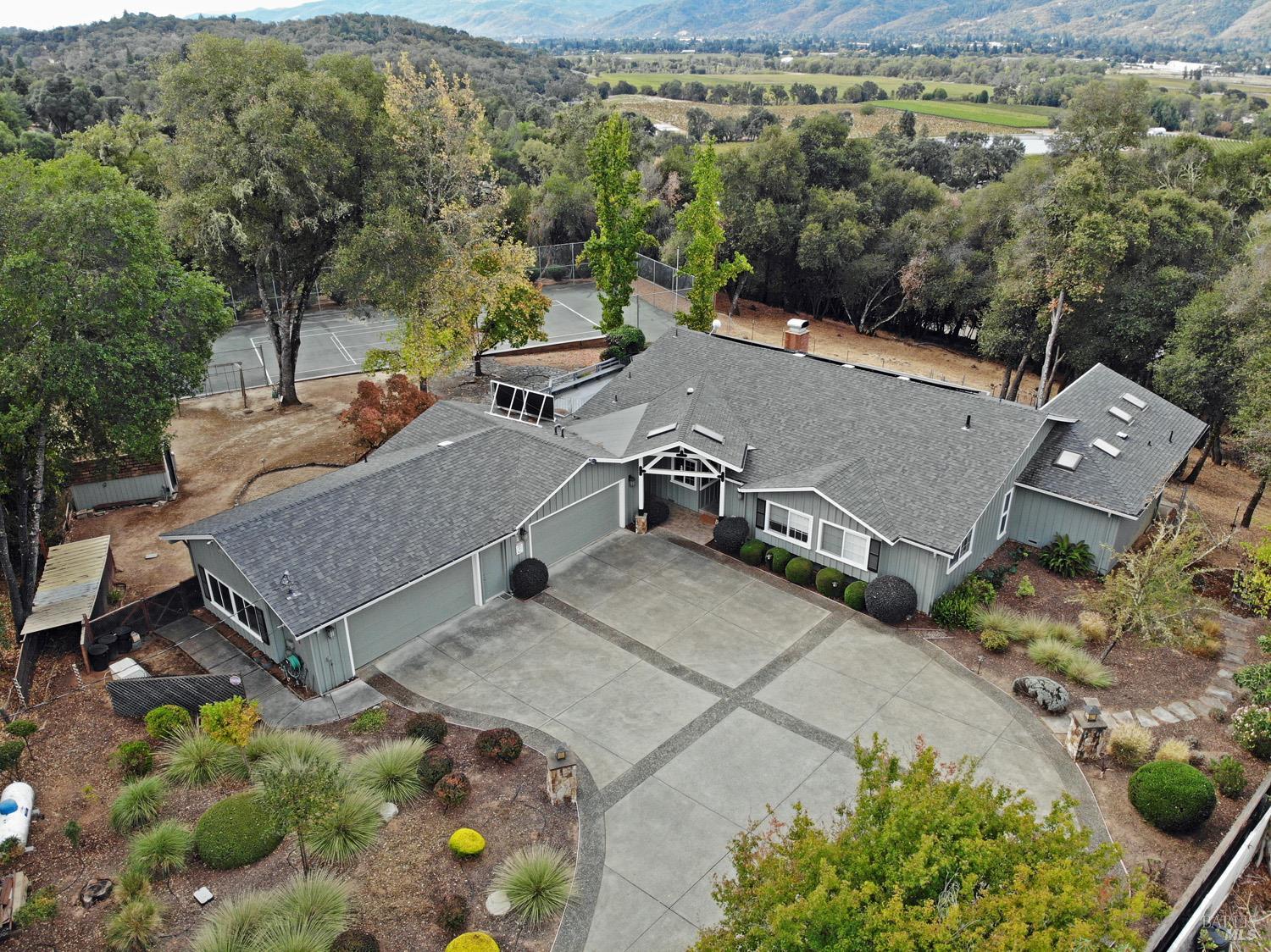 2090 Sierra Place Ukiah CA 95482