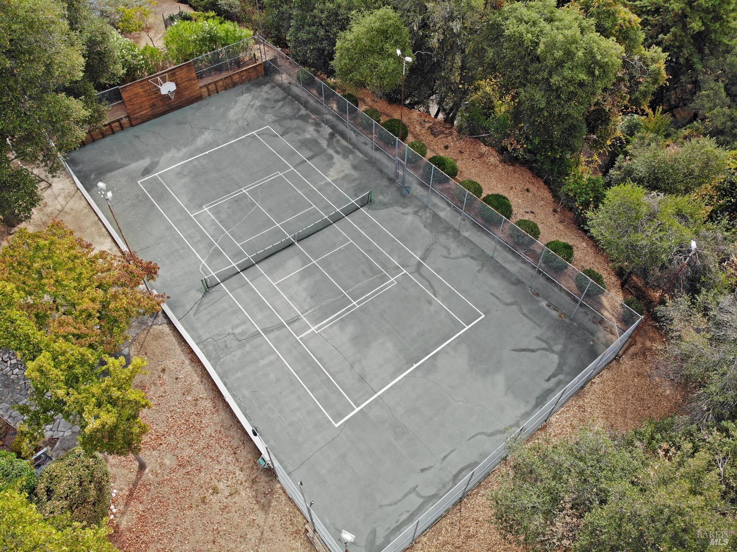 2090 Sierra Place Ukiah CA 95482
