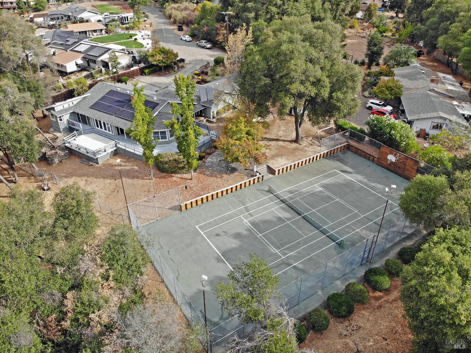 2090 Sierra Place Ukiah CA 95482