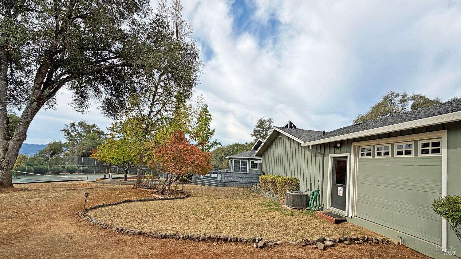 2090 Sierra Place Ukiah CA 95482