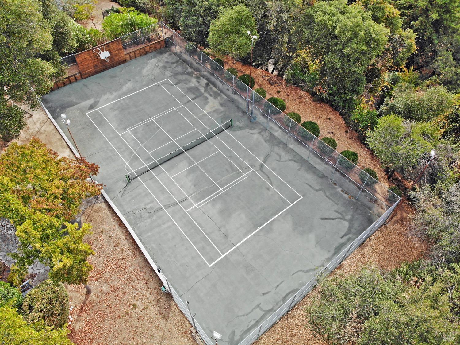 2090 Sierra Place Ukiah CA 95482