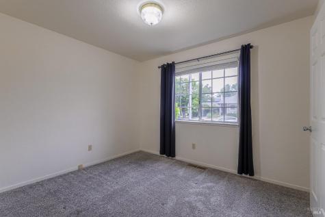 1195 Exeter Santa Rosa CA 95401