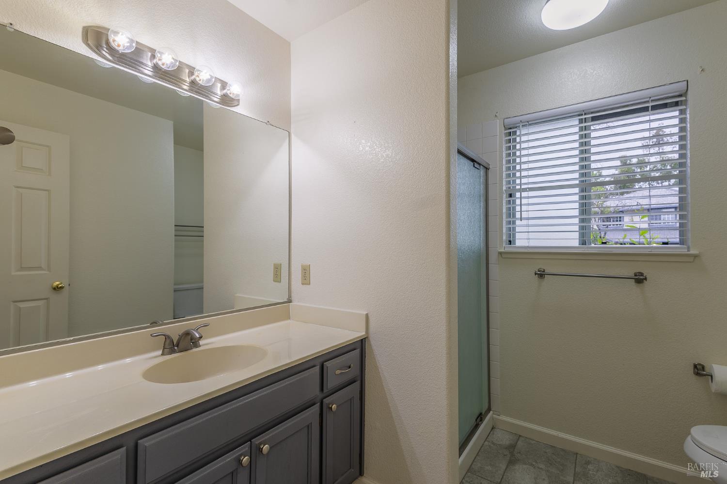1195 Exeter Santa Rosa CA 95401