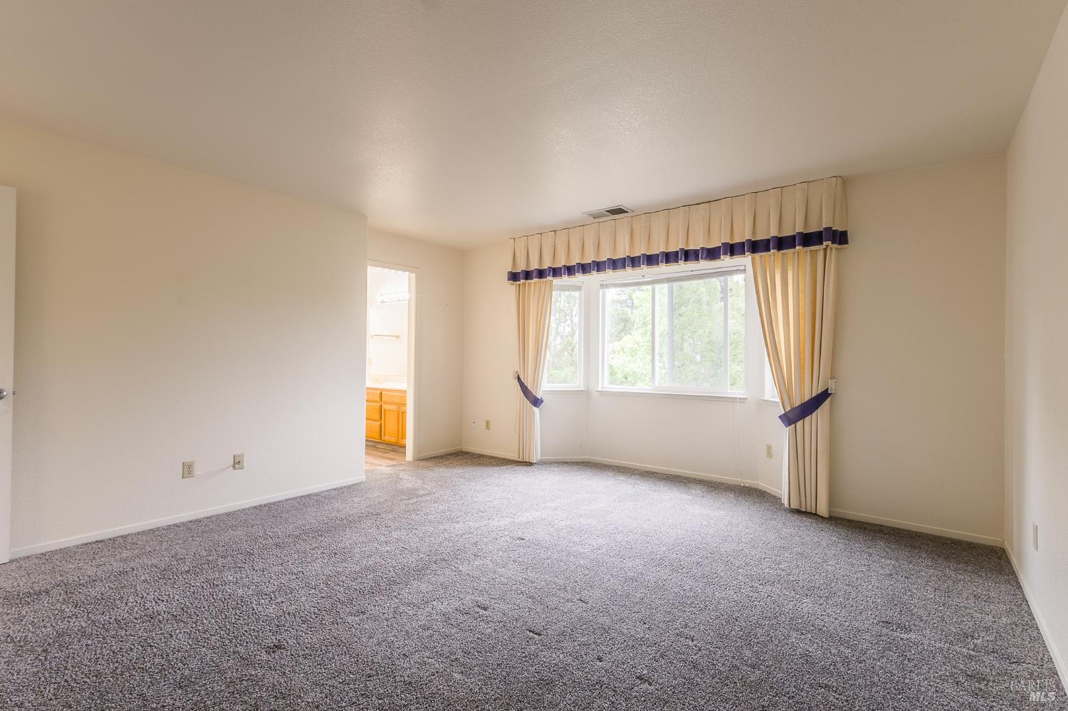 1195 Exeter Santa Rosa CA 95401