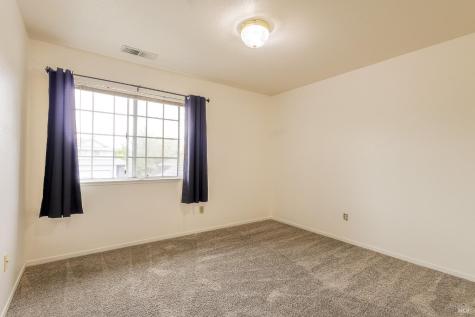 1195 Exeter Santa Rosa CA 95401