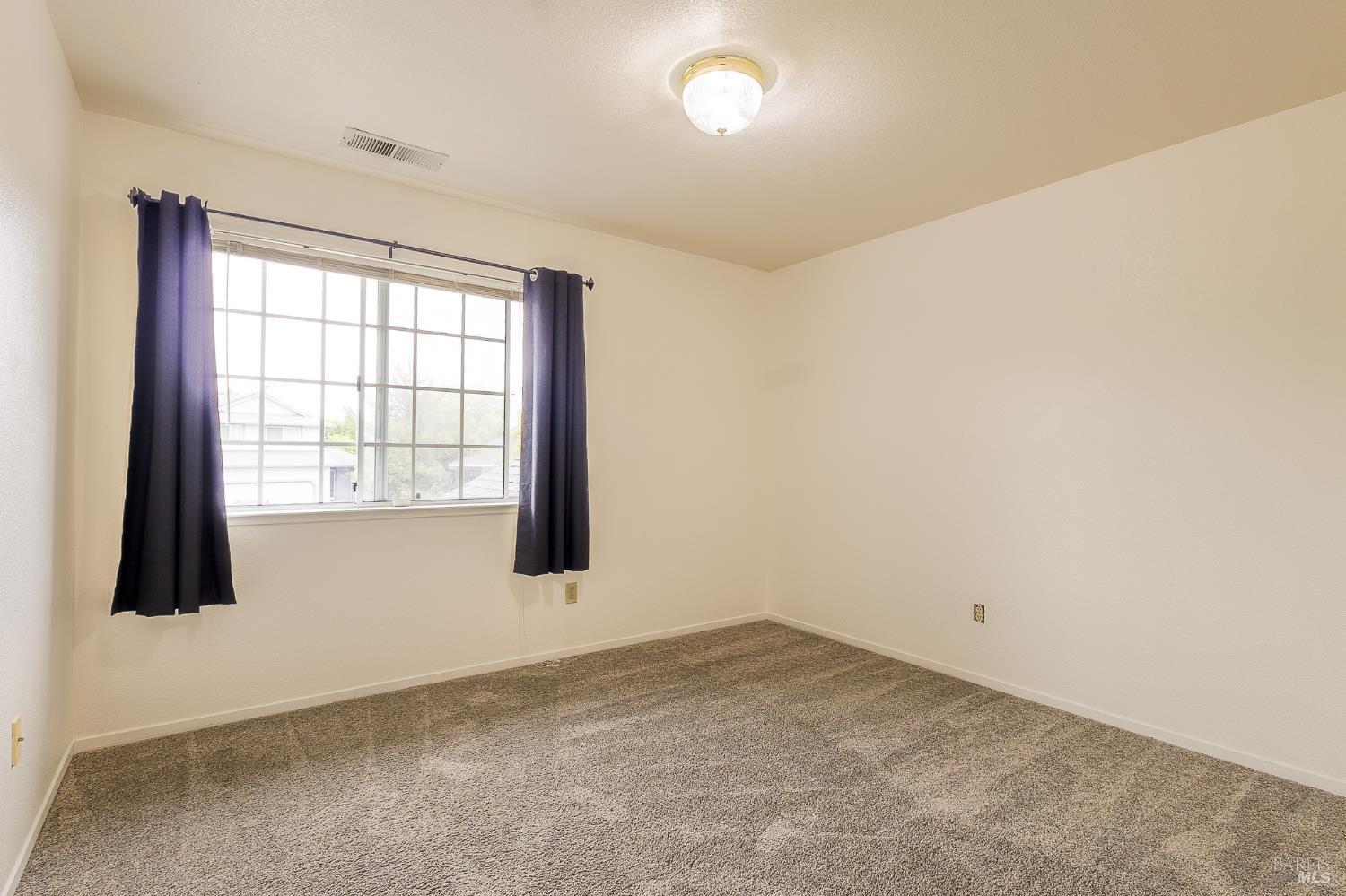 1195 Exeter Santa Rosa CA 95401