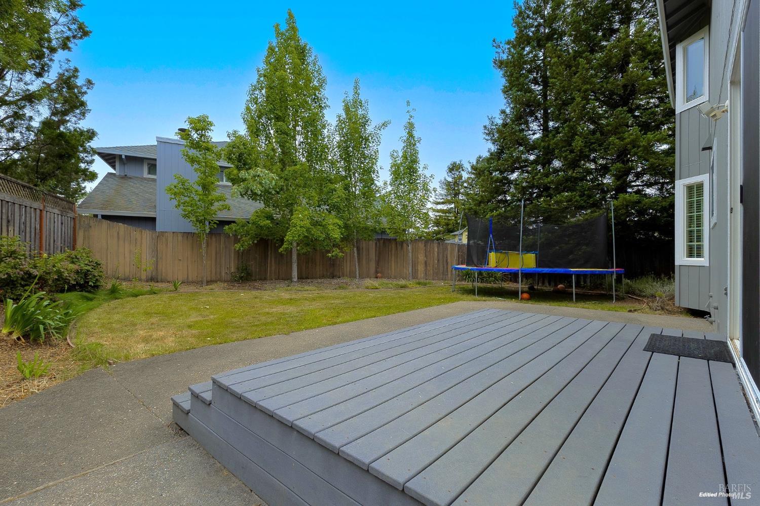 1195 Exeter Santa Rosa CA 95401