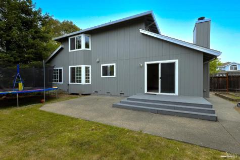 1195 Exeter Santa Rosa CA 95401