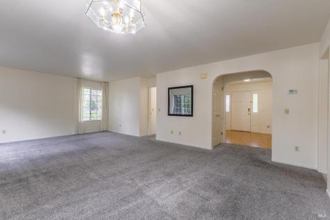 1195 Exeter Santa Rosa CA 95401