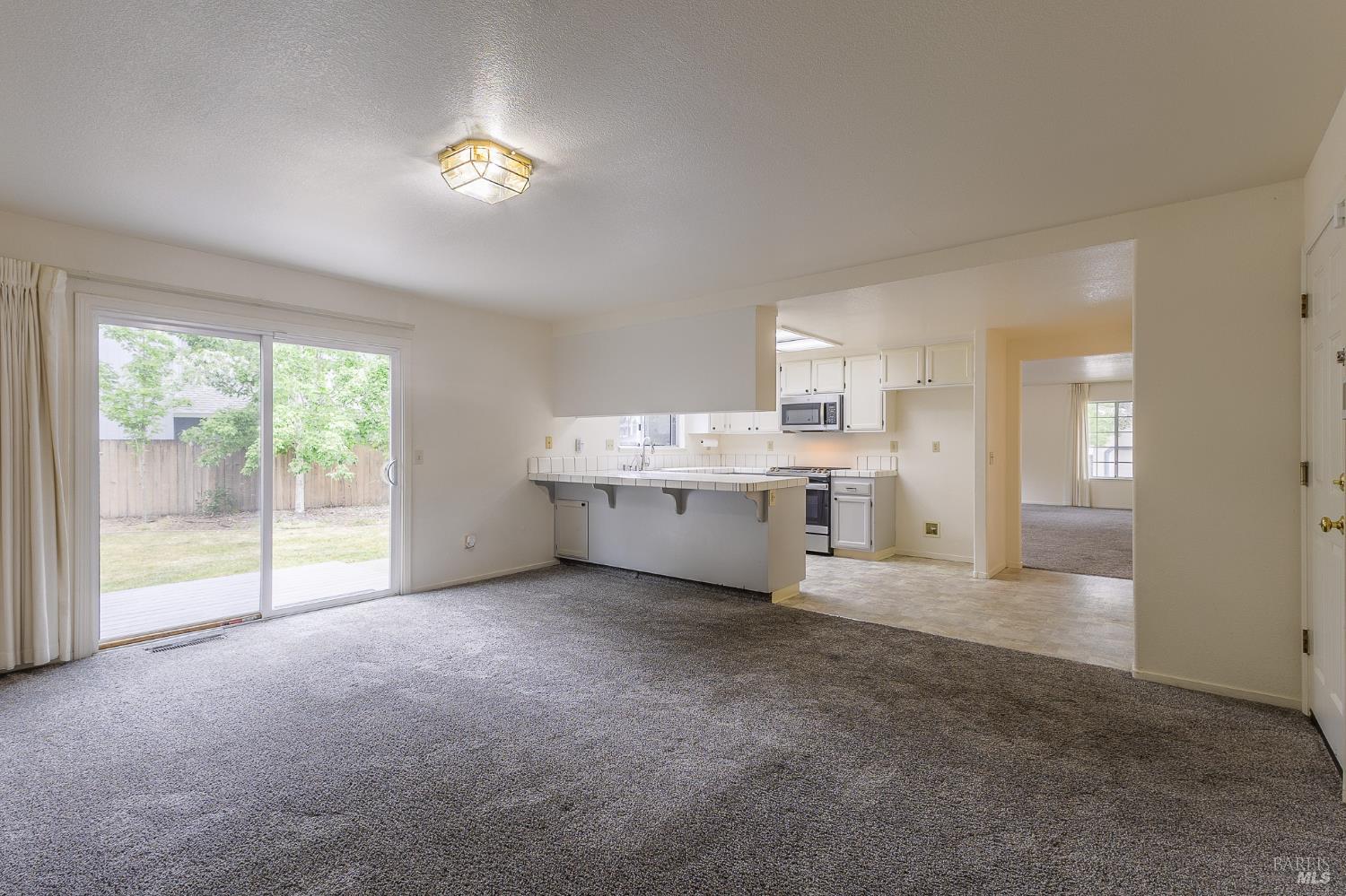 1195 Exeter Santa Rosa CA 95401