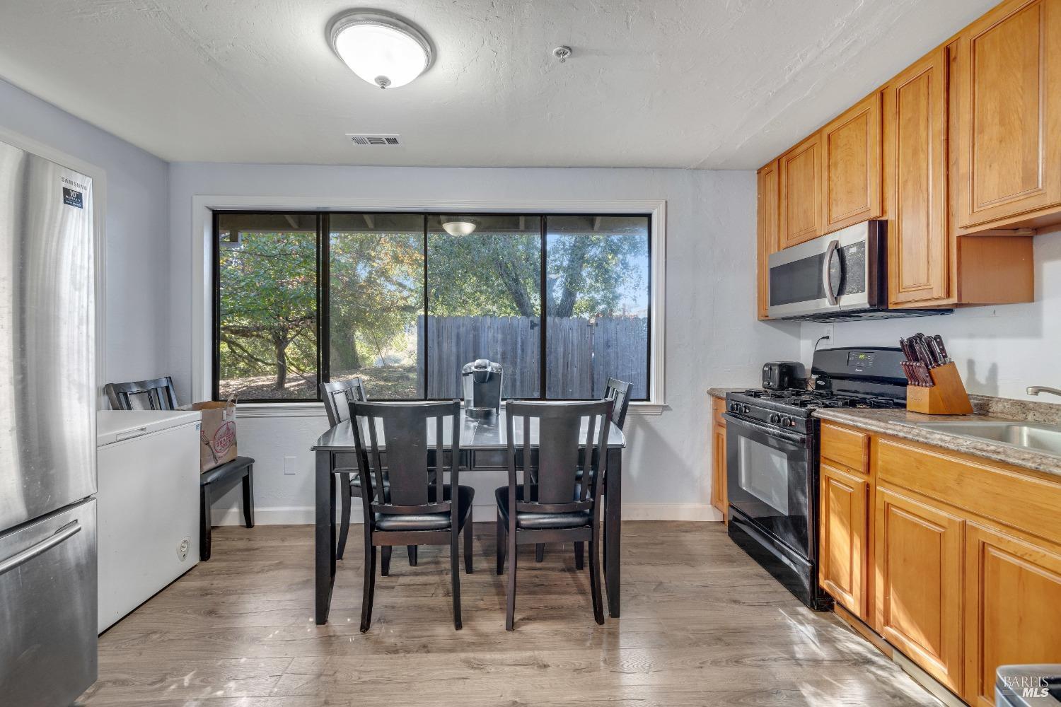 4310 Lichau Road Penngrove CA 94951