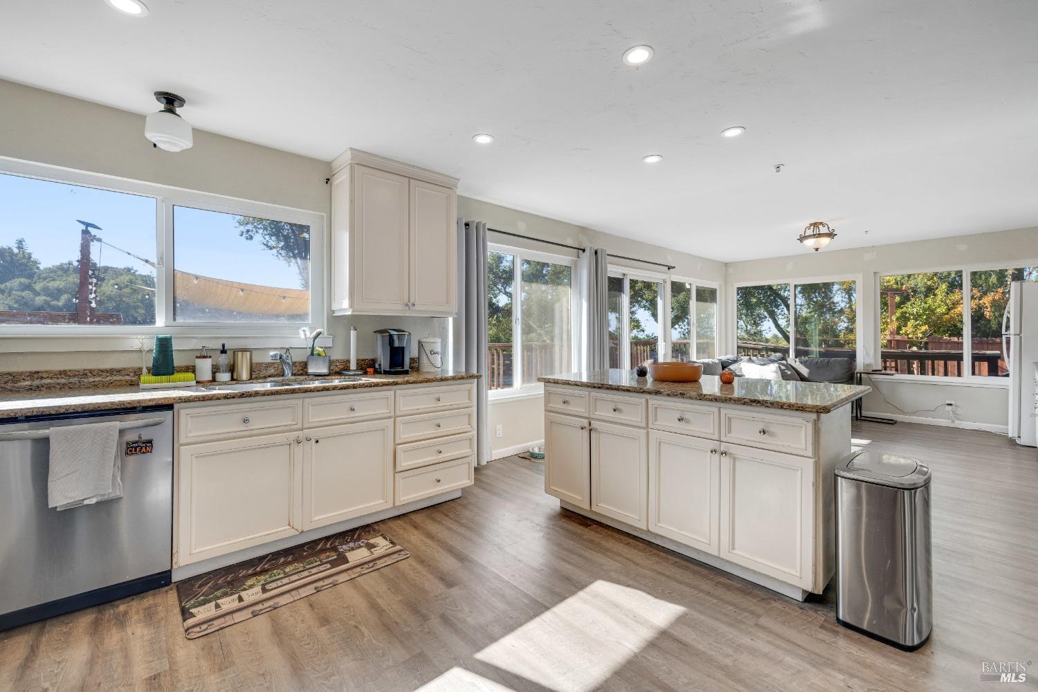 4310 Lichau Road Penngrove CA 94951