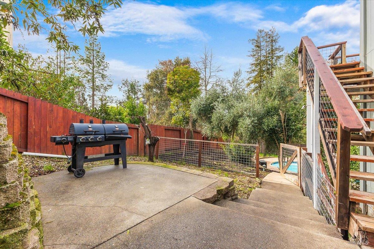 5739 Owls Nest Drive Santa Rosa CA 95409