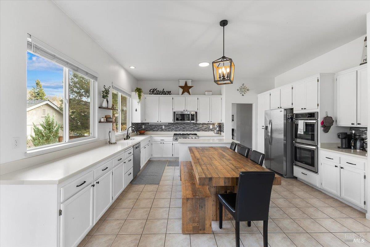 5739 Owls Nest Drive Santa Rosa CA 95409