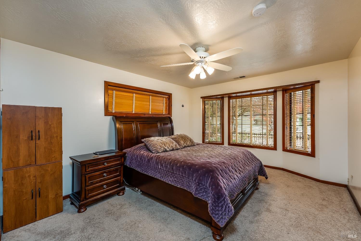 1096 W Standley Street Ukiah CA 95482