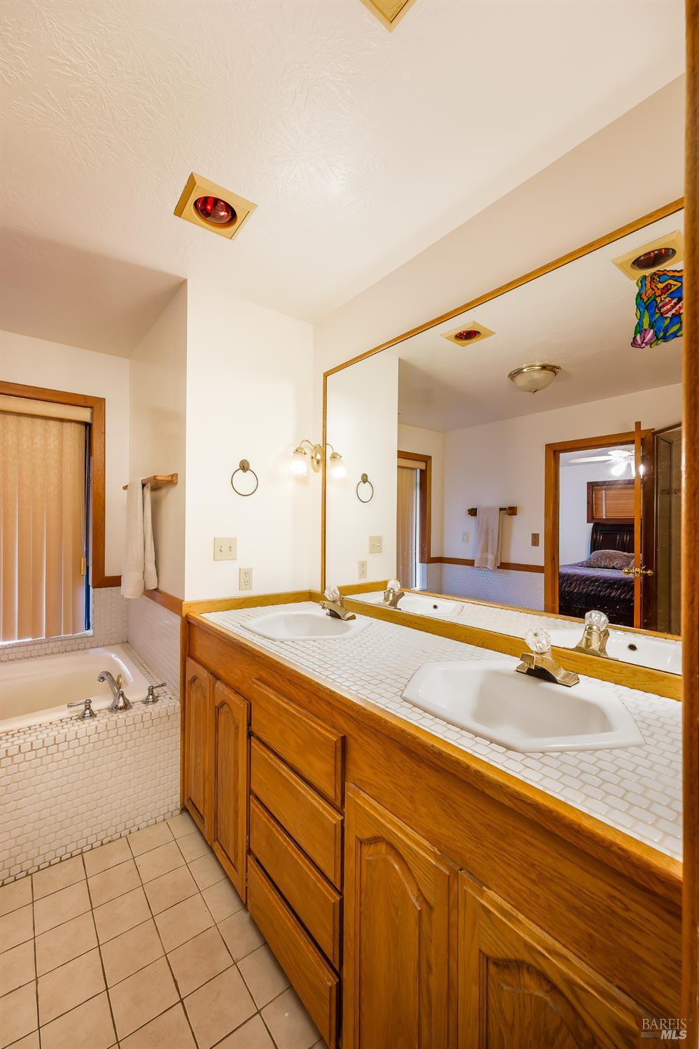 1096 W Standley Street Ukiah CA 95482