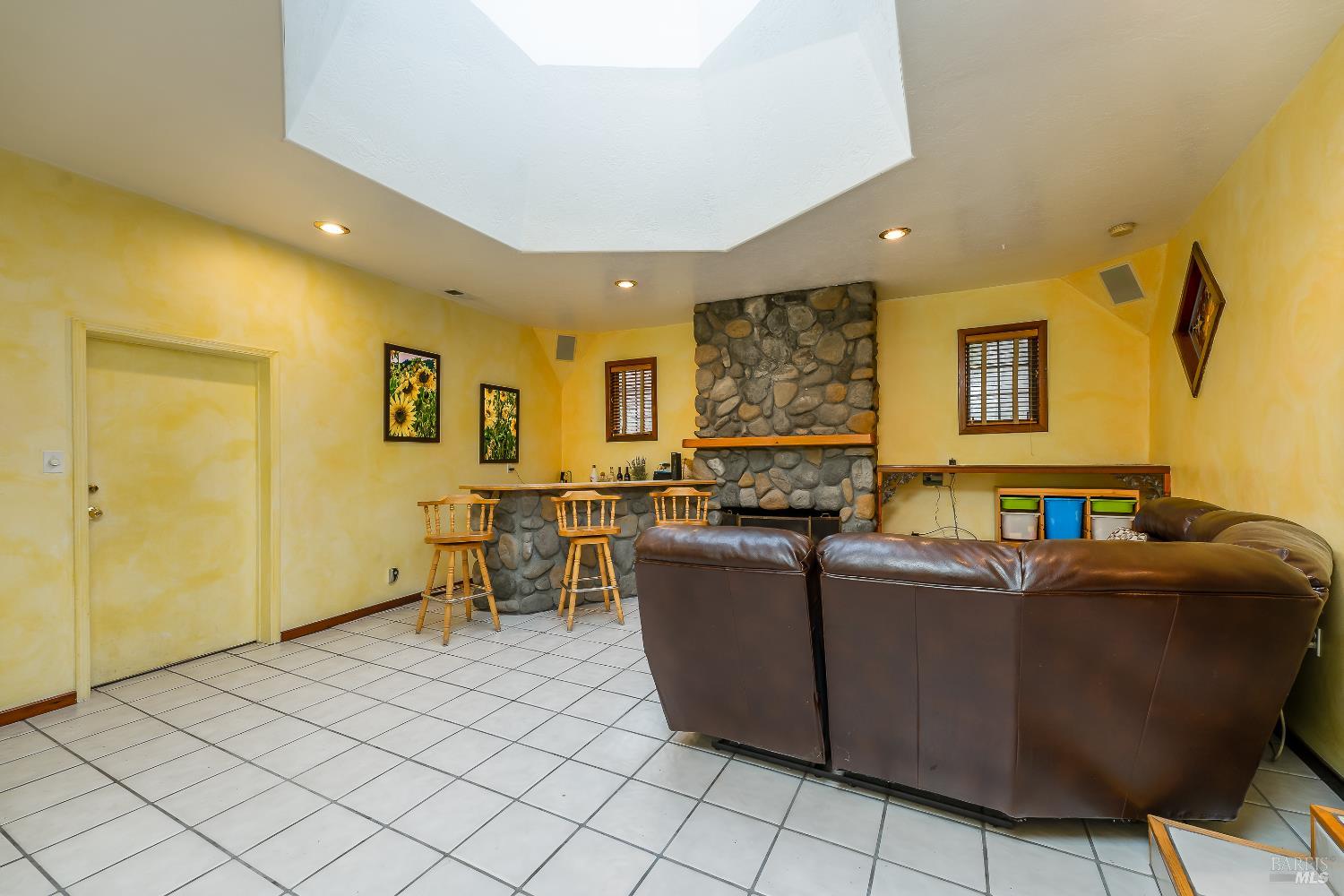 1096 W Standley Street Ukiah CA 95482