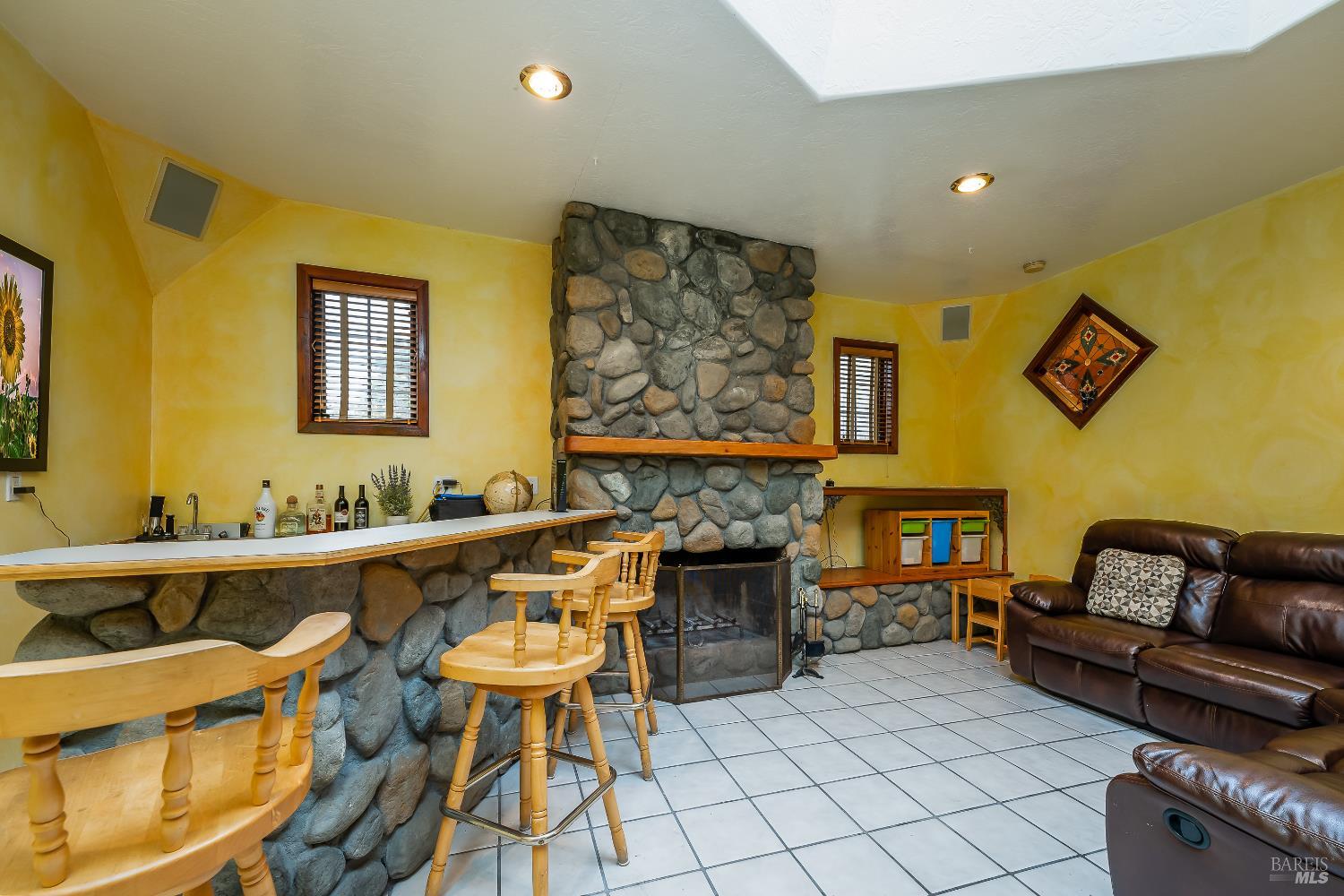 1096 W Standley Street Ukiah CA 95482