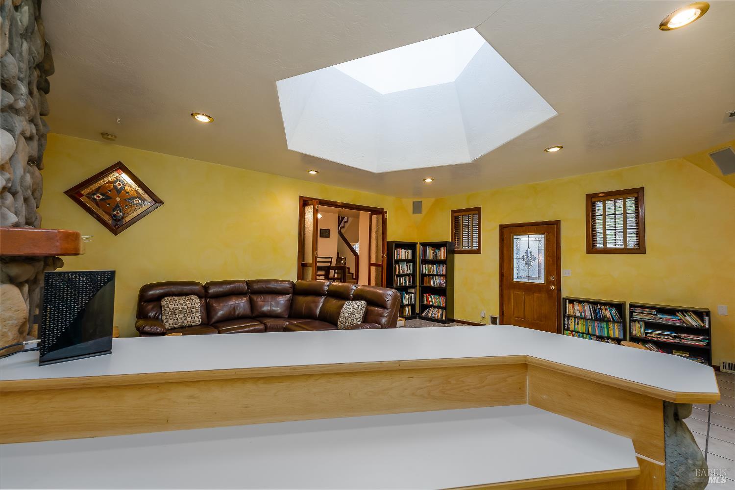 1096 W Standley Street Ukiah CA 95482