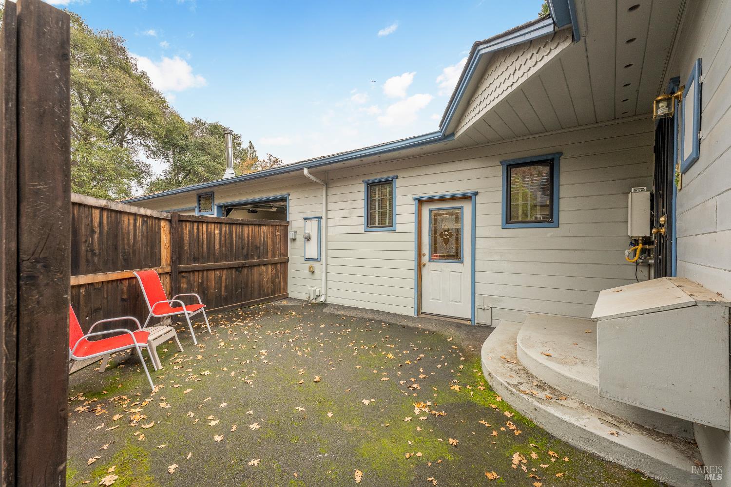 1096 W Standley Street Ukiah CA 95482