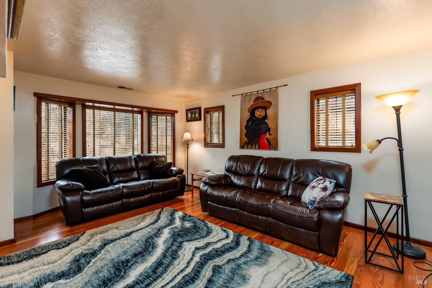 1096 W Standley Street Ukiah CA 95482