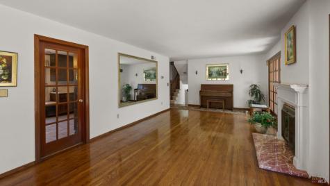 2797 Las Gallinas Avenue San Rafael CA 94903