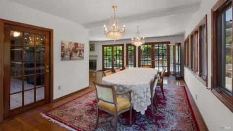 2797 Las Gallinas Avenue San Rafael CA 94903