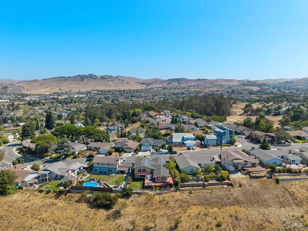 335 Skyline Drive Vallejo CA 94591