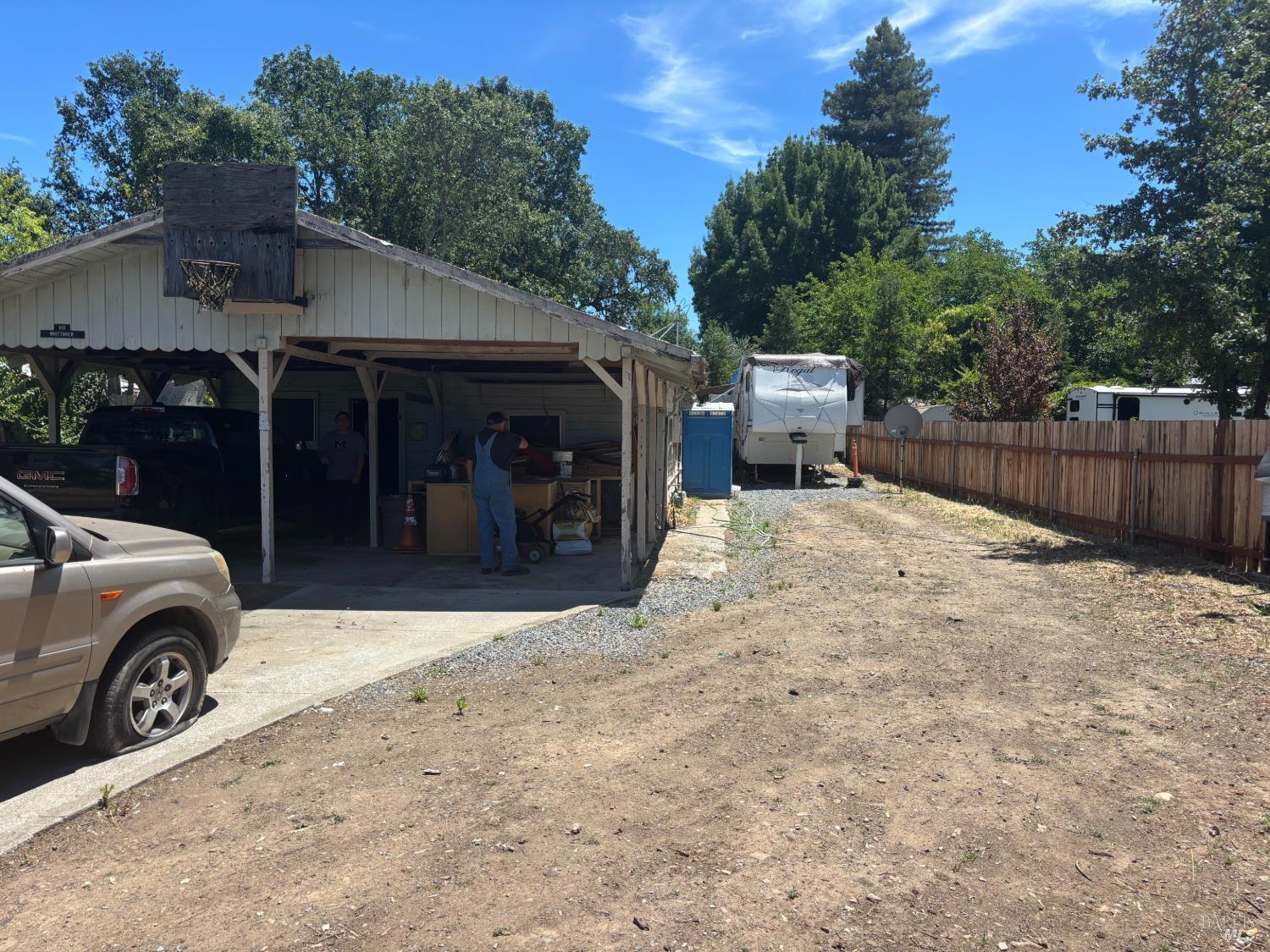 951 Highway 175 Highway Hopland CA 95449