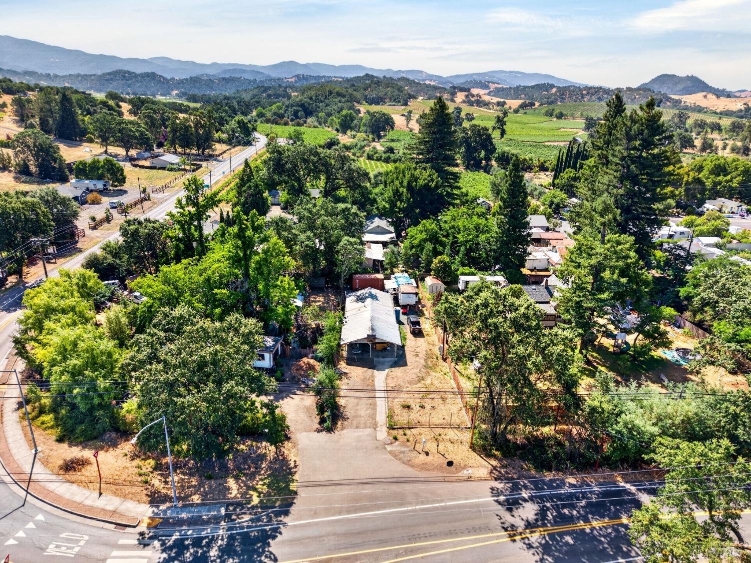 951 Highway 175 Highway Hopland CA 95449