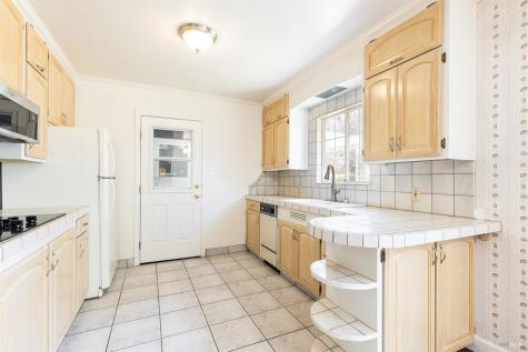 860 Norlee Street Sebastopol CA 95472