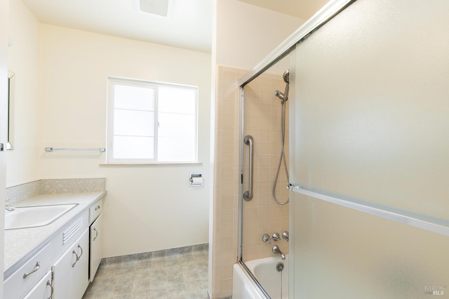 860 Norlee Street Sebastopol CA 95472