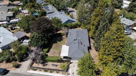 860 Norlee Street Sebastopol CA 95472