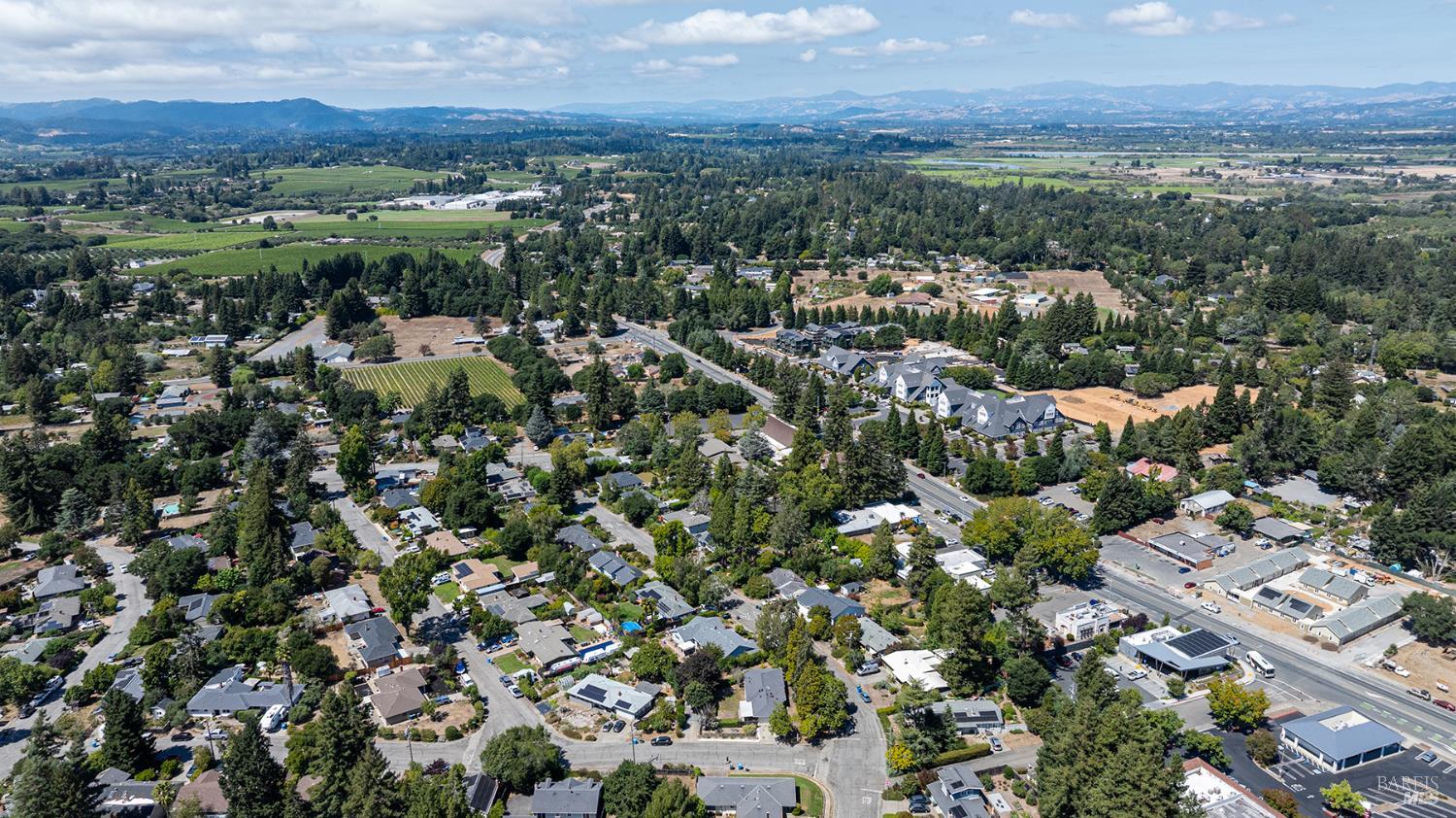 860 Norlee Street Sebastopol CA 95472