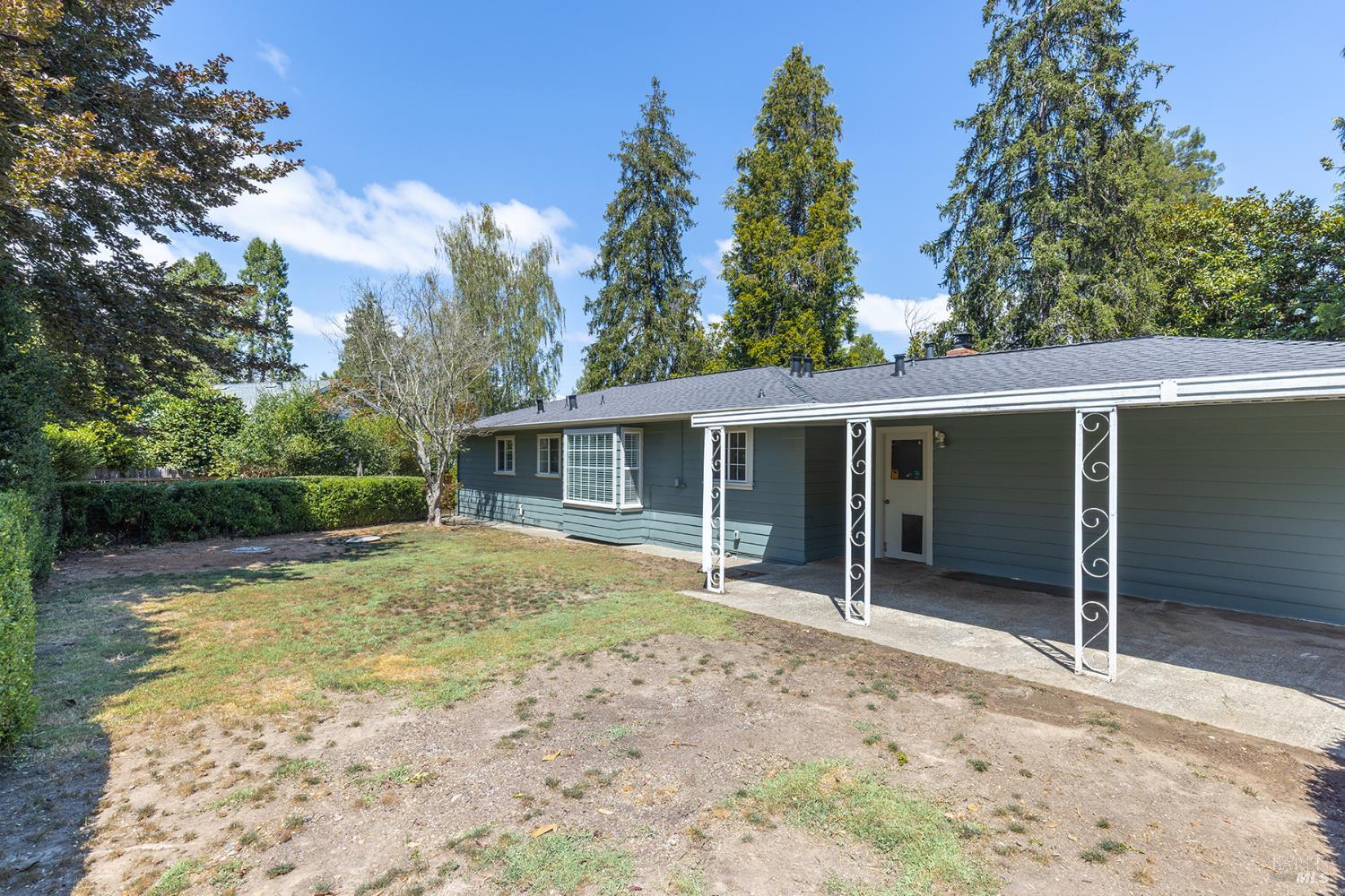 860 Norlee Street Sebastopol CA 95472