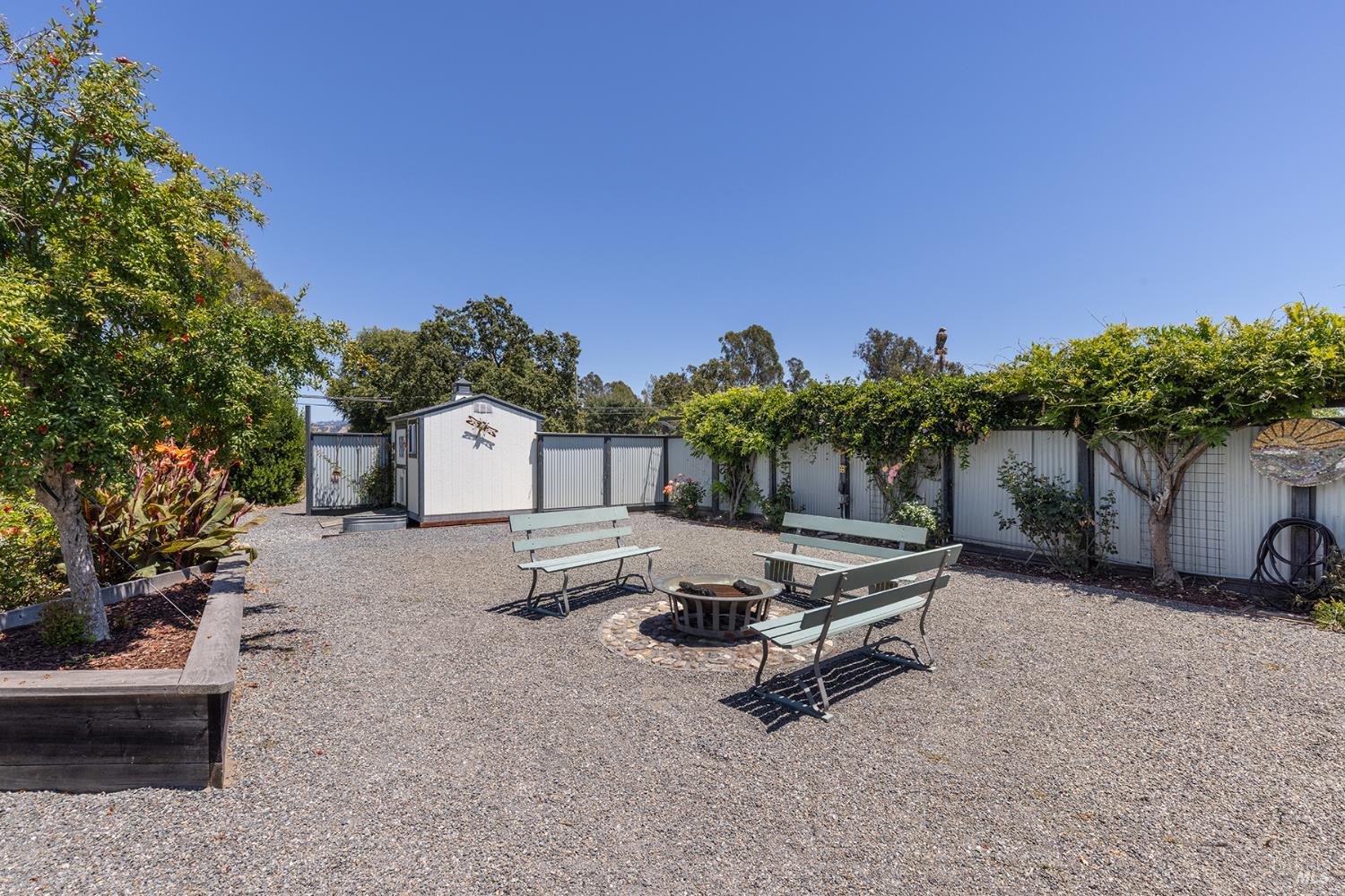 2510 Woolsey Road Windsor CA 95492