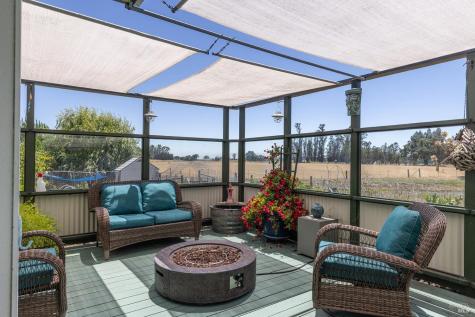 2510 Woolsey Road Windsor CA 95492
