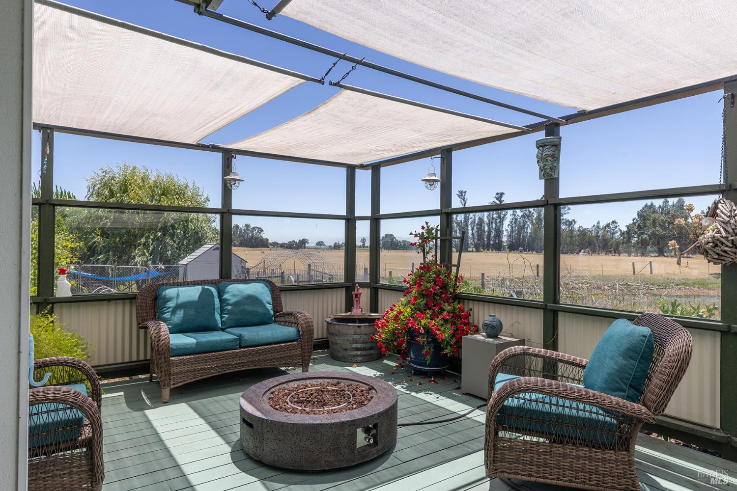 2510 Woolsey Road Windsor CA 95492